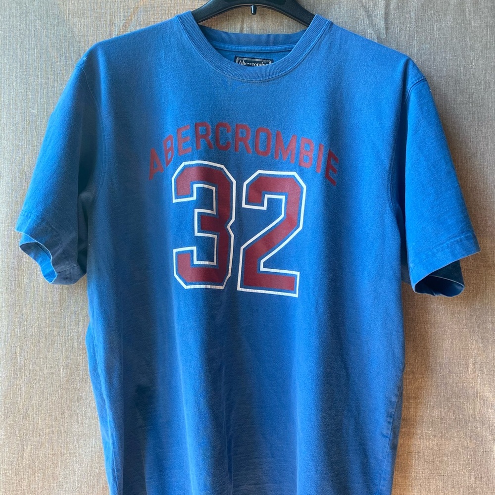 Abercrombie & Fitch Logo Tee